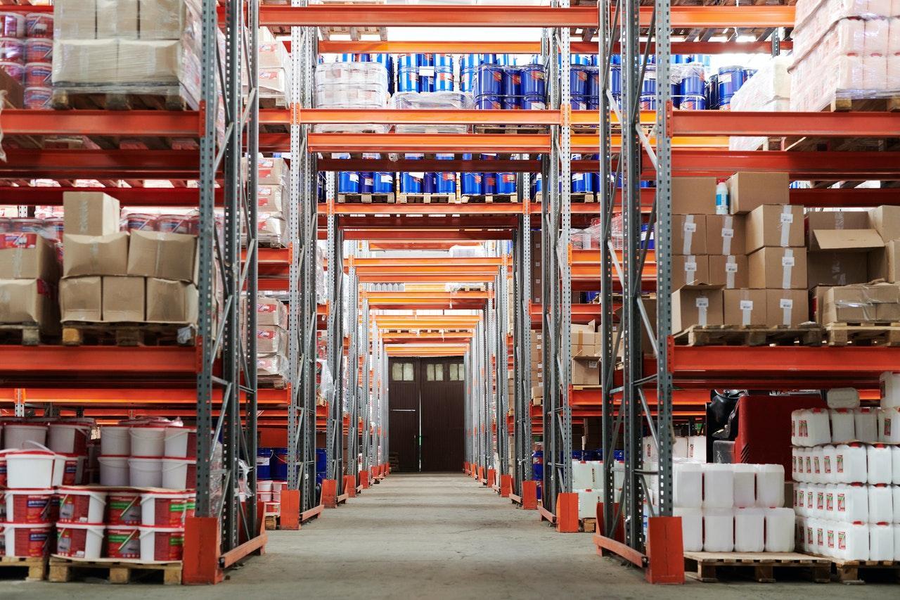 Why choose our warehousing service?